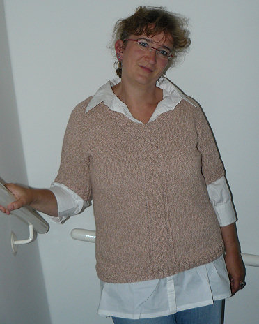 Frontward Cable Pullover